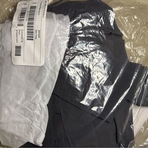 ALO Yoga Men’s Repetition Short - brand new XL